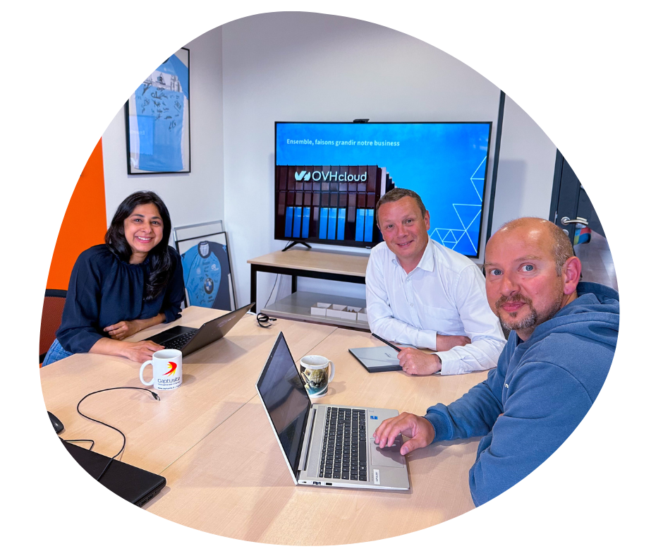 Photo prise lors de la réunion entre Captusite et OVH